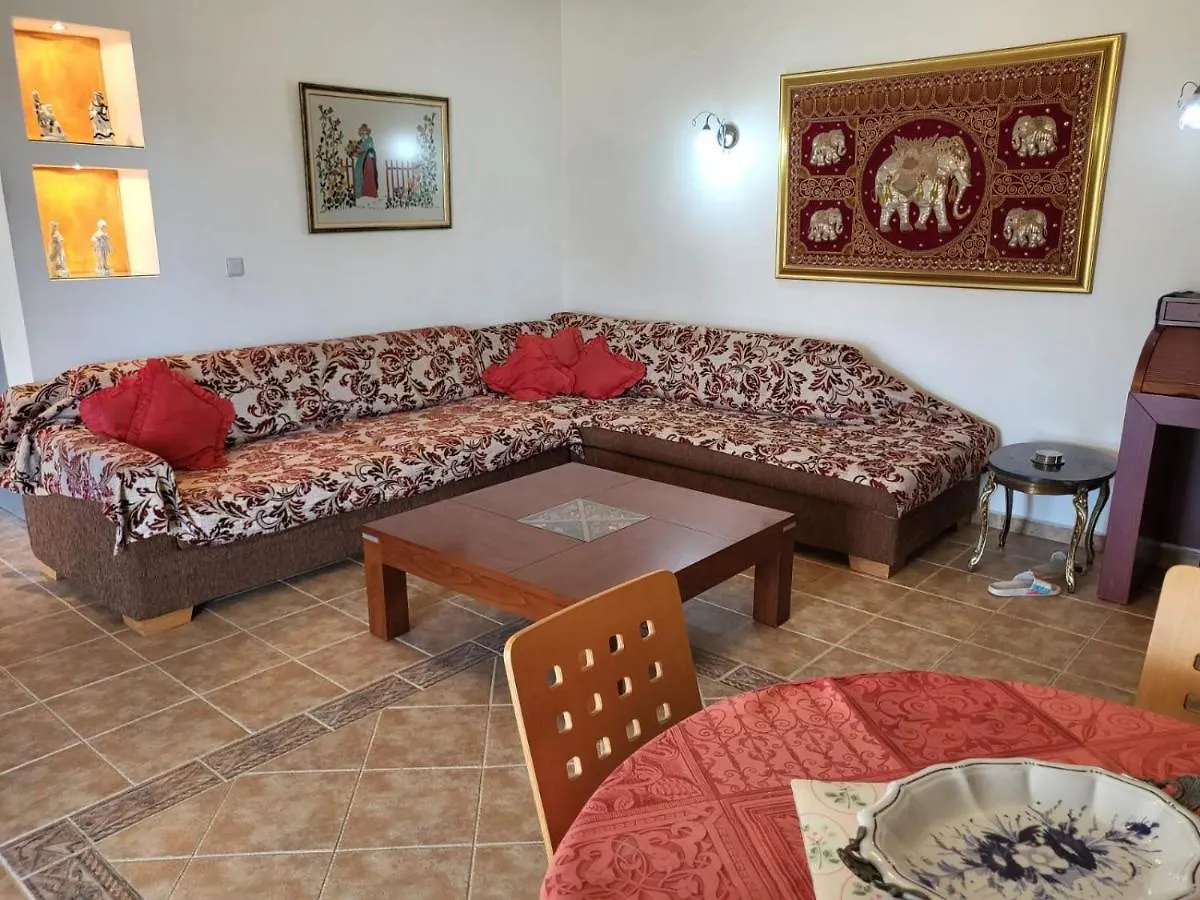 Ritsa Apartment Peraía